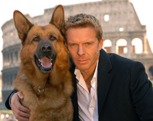 Kaspar Casparoni con il pastore tedesco Commissario REX
